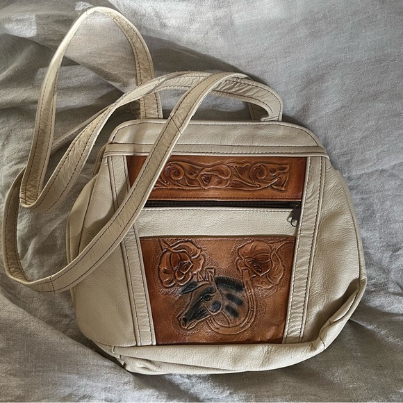 Vintage Handmade Leather Bag with Horse & Roses Detail - Picture 6 of 6